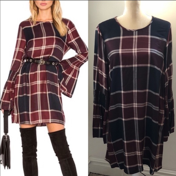BCBGeneration Dresses & Skirts - NWT BCBGENERATION plaid dress with bell sleeves - Sz S